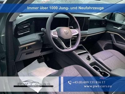 Grün Neu 2025 VW Tiguan Life SUV | € 48.069 (Superpreis)