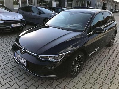 Gebraucht VW Golf VIII Style 204 PS (150 kW) 2022 Schwarz  metallicperleffektno Limousine