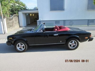 Gebraucht Fiat 124 Spider 105 PS (77 kW) 1981 Schwarz Cabrio