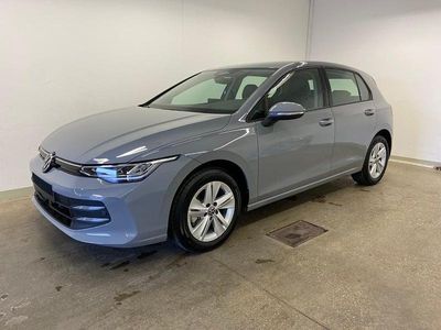 Neu VW Golf VIII Life 115 PS (84 kW) 2025 Mittelgrau  normal