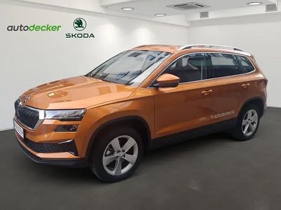Mittelorange metallic Neu 2025 Skoda Karoq Selection SUV | € 37.190 (Fairer Preis)