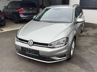 Gebraucht VW Golf VII Comfortline 116 PS (85 kW) 2018 Grau Kombi