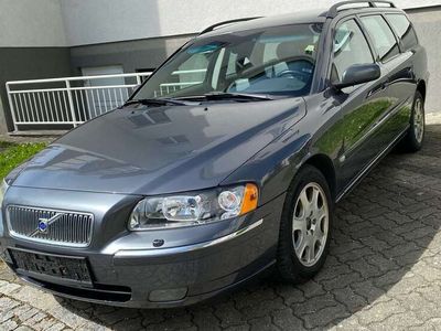 gebraucht Volvo V70 D5 AWD Summum 6 Gang Geartronic (136kW)(2005->)