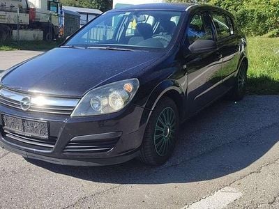 Gebraucht 2006 Opel Astra Cosmo Limousine | € 1.890 (Etwas zu teuer)