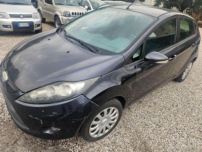 Gebraucht Ford Fiesta 68 PS (50 kW) 2010 Blau Kleinwagen