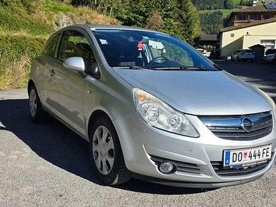 Gebraucht 2010 Opel Corsa Limousine | € 2.850 (Etwas zu teuer)
