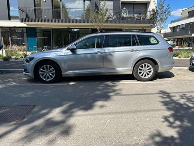 Silber Gebraucht 2016 VW Passat Kombi | € 11.299 (Fairer Preis)