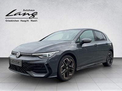 Mittelgrau metallic Gebraucht 2024 VW Golf VIII Sport Limousine | € 35.250 (Teuer)