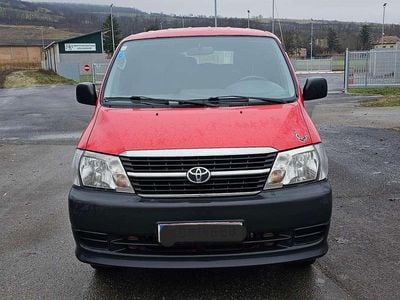 Rot Gebraucht 2010 Toyota HiAce Van / Kleinbus | € 6.900