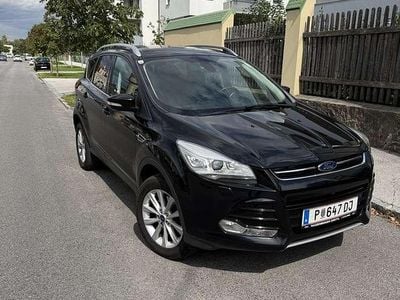 Schwarz Gebraucht 2015 Ford Kuga Titanium SUV | € 11.400 (Fairer Preis)