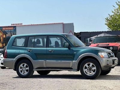 Grün Gebraucht 2005 Mitsubishi Pajero Instyle SUV | € 6.990