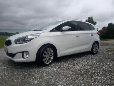 Weiß Gebraucht 2013 Kia Carens Active Van / Kleinbus | € 6.500