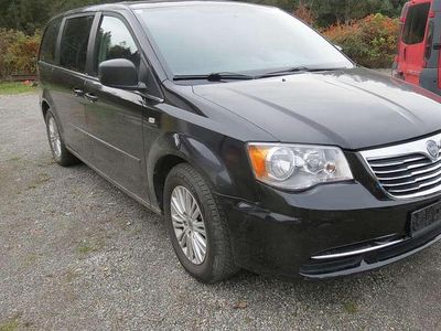 Gebraucht 2013 Lancia Voyager Silver Van / Kleinbus | € 6.890