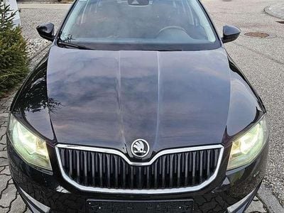 Gebraucht Skoda Octavia Ambition 110 PS (80 kW) 2016 Kleinwagen