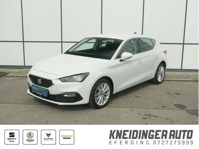 Weiss normal Gebraucht 2021 Seat Leon | € 19.880 (Fairer Preis)