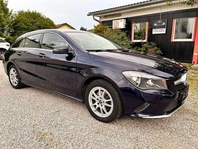 Blau Gebraucht 2018 Mercedes CLA180 Avantgarde Limousine | € 13.990