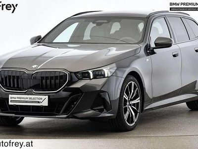 Grau Gebraucht 2025 BMW 540 Efficient Dynamics Kombi | € 84.990