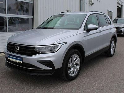 gebraucht VW Tiguan 2,0 TDI 4Motion Life DSG AHK LED APP-Connect 18...