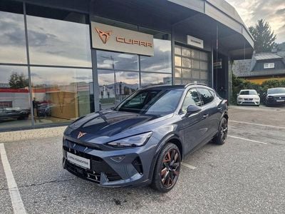 Dunkelgrau metallicperleffekt Neu 2025 Cupra Formentor SUV | € 39.956