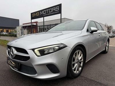 Gebraucht Mercedes A180 116 PS (85 kW) 2018 Grau Kleinwagen