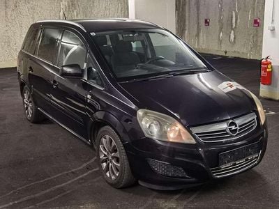 Gebraucht Opel Zafira 110 PS (80 kW) 2010 Van / Kleinbus