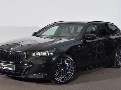 Gebraucht BMW 540 Efficient Dynamics 303 PS (222 kW) 2025 Schwarz Kombi