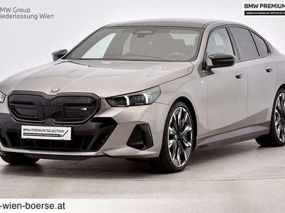 Grau Gebraucht 2023 BMW i5 Shadowline Limousine | € 70.495 (Fairer Preis)