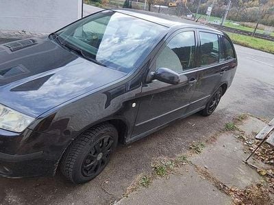 Schwarz Gebraucht 2005 Skoda Fabia Ambiente Kombi | € 2.000