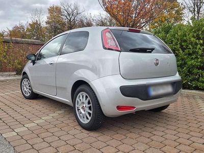 Gebraucht Fiat Punto Evo 75 PS (55 kW) 2011 Grau Kleinwagen