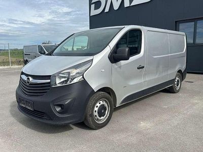 Silber Gebraucht 2017 Opel Vivaro Edition Van / Kleinbus | € 10.990 (Teuer)
