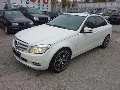 Gebraucht Mercedes C200 Edition 136 PS (100 kW) 2011 Weiß Limousine