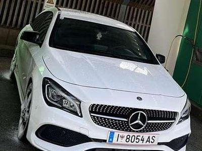 Mercedes CLA200