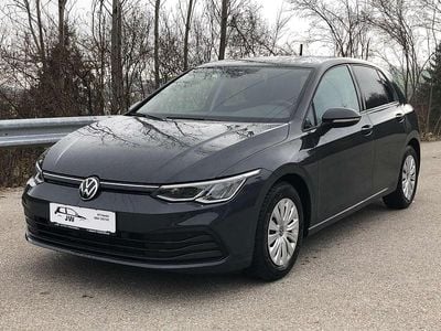 Gebraucht VW Golf VIII 90 PS (66 kW) 2020 Grau Limousine