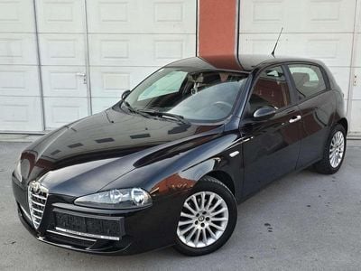 Schwarz Gebraucht 2008 Alfa Romeo 147 Distinctive Kleinwagen | € 1.550
