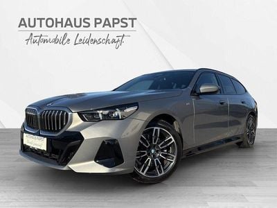 Grau Gebraucht 2024 BMW 520 M Sport | € 57.870 (Superpreis)