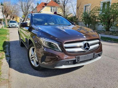 Gebraucht Mercedes GLA200 136 PS (100 kW) 2017 SUV