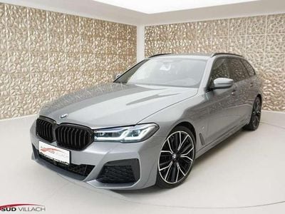 Grau Gebraucht 2024 BMW 530 Kombi | € 56.950