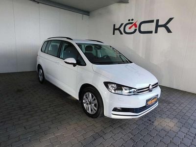 Weiß Gebraucht 2022 VW Touran Comfortline Van / Kleinbus | € 24.990 (Guter Preis)