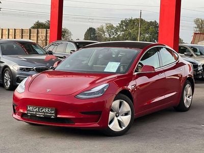 Rot Gebraucht 2019 Tesla Model 3 Standard Range Limousine | € 34.900