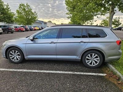 gebraucht VW Passat Variant Business 2,0 SCR TDI