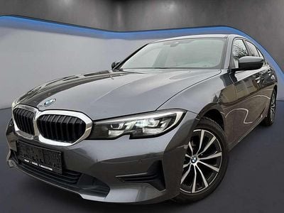 Gebraucht BMW 318 Advantage 150 PS (110 kW) 2020 Grau Limousine