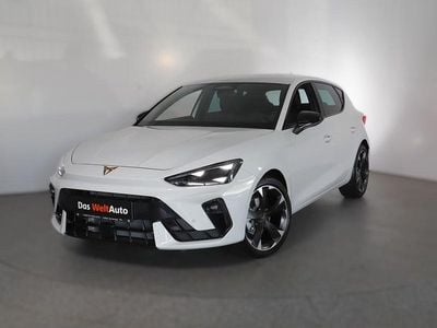 Weiss metallic Gebraucht 2025 Cupra Leon Limousine | € 30.480 (Fairer Preis)