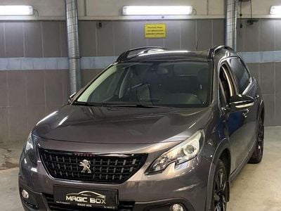 Grau Gebraucht 2017 Peugeot 2008 GT-line SUV | € 11.700 (Fairer Preis)