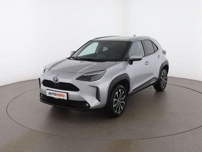 Grau Gebraucht 2022 Toyota Yaris Cross Active SUV | € 21.290 (Guter Preis)