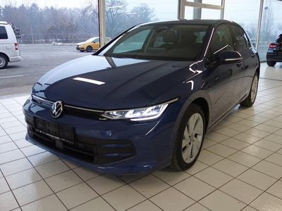 Neu VW Golf VIII 115 PS (84 kW) 2026 Mittelblau  normal Limousine