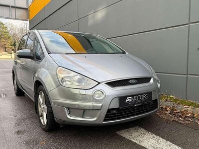 Grau Gebraucht 2007 Ford S-MAX Titanium Van / Kleinbus | € 2.990 (Teuer)