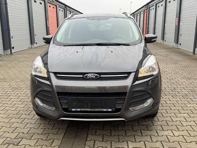 Grau Gebraucht 2015 Ford Kuga Trend SUV | € 7.800 (Fairer Preis)