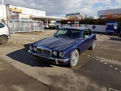 Blau Gebraucht 1977 Jaguar XJ6 Limousine | € 46.500