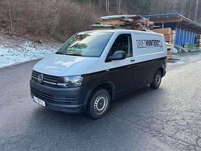 Weiß Gebraucht 2016 VW T6 Van | € 20.000 (Guter Preis)