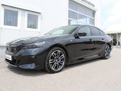 Saphirschwarz Gebraucht 2023 BMW i5 Shadowline Limousine | € 96.990